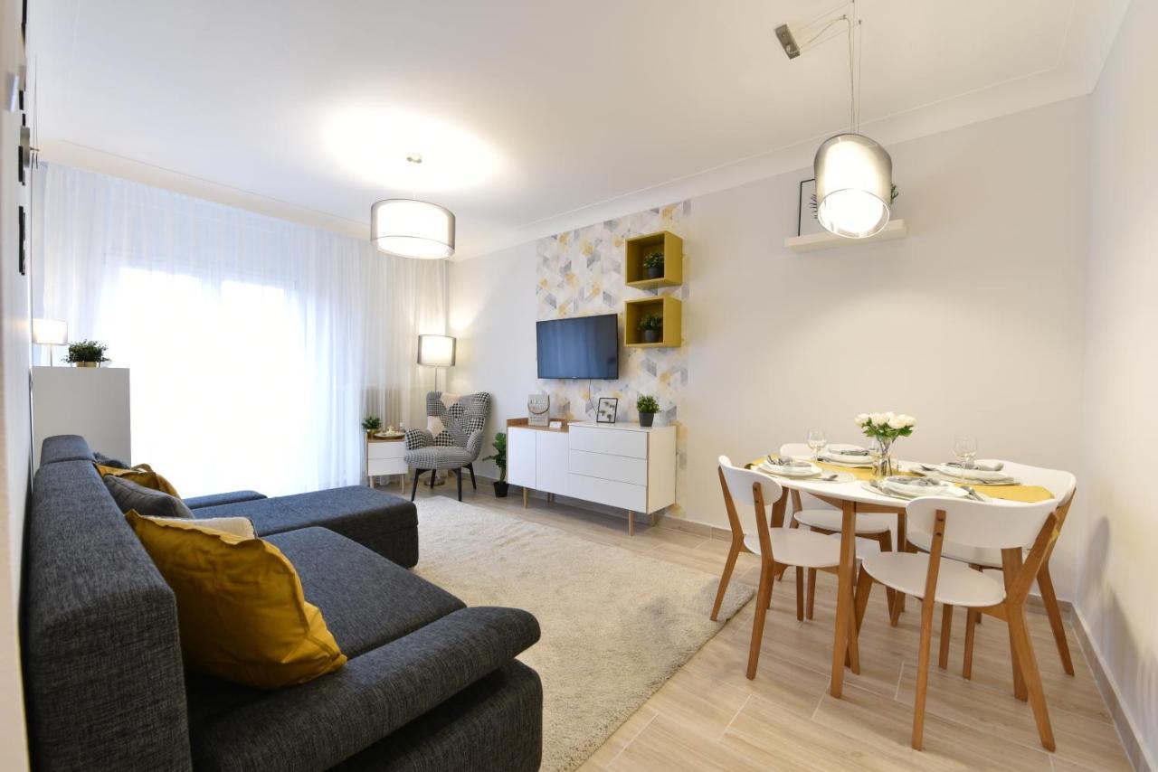 Királykút 1 apartman - ingyen parkolás, bicajok, ac Székesfehérvár Exterior foto